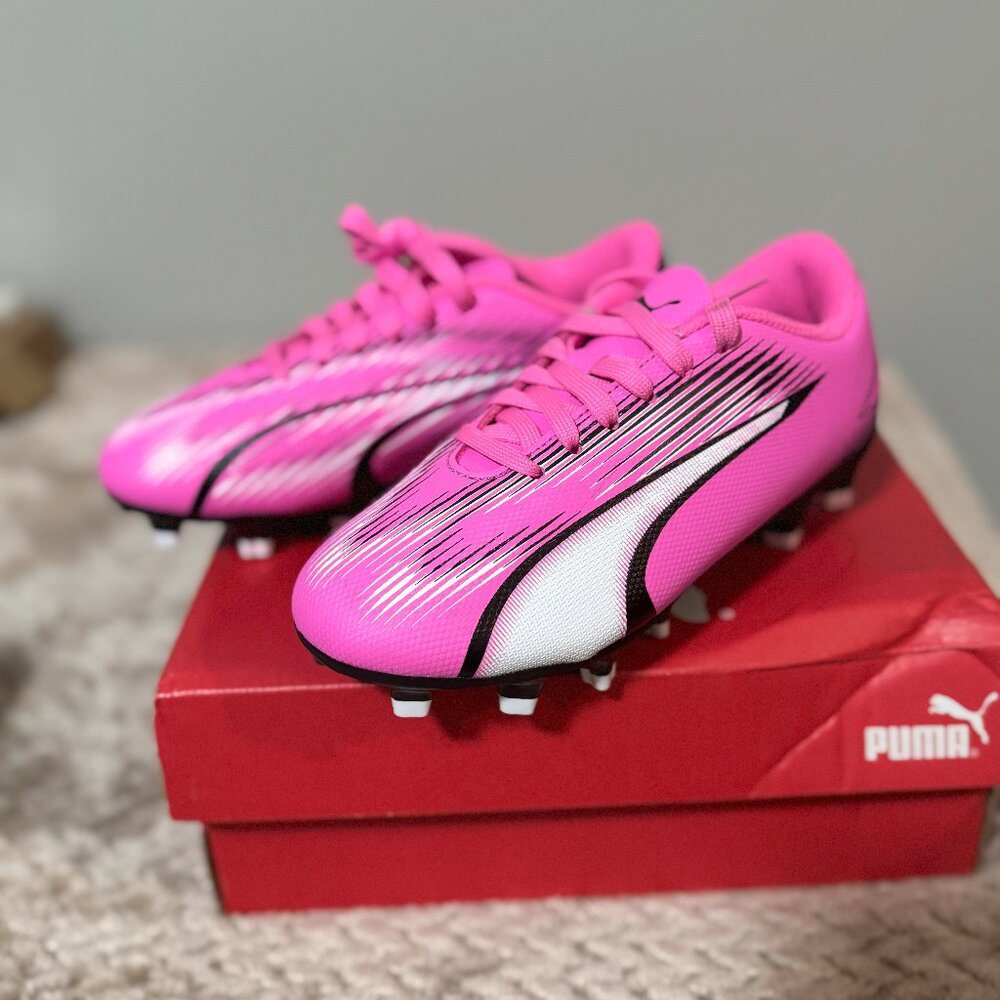 Girl's PUMA Artificial Ground Soccer Cleats Size 11.5 (EUR 28.5), NIB